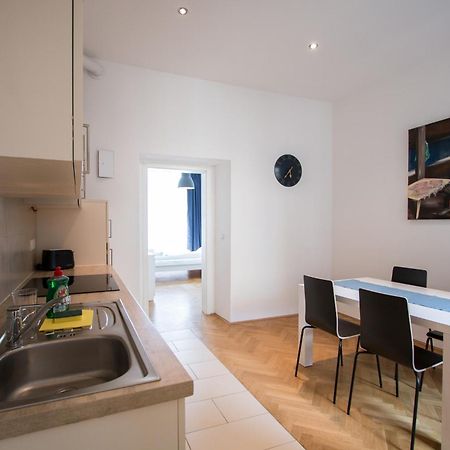 Porzellangarten Apartment I Contactless Check-In Wenen Buitenkant foto