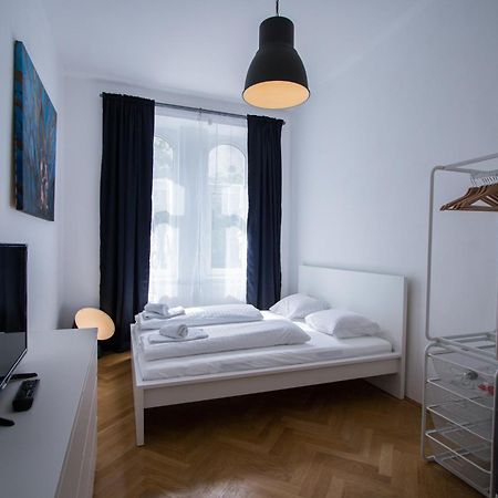 Porzellangarten Apartment I Contactless Check-In Wenen Buitenkant foto