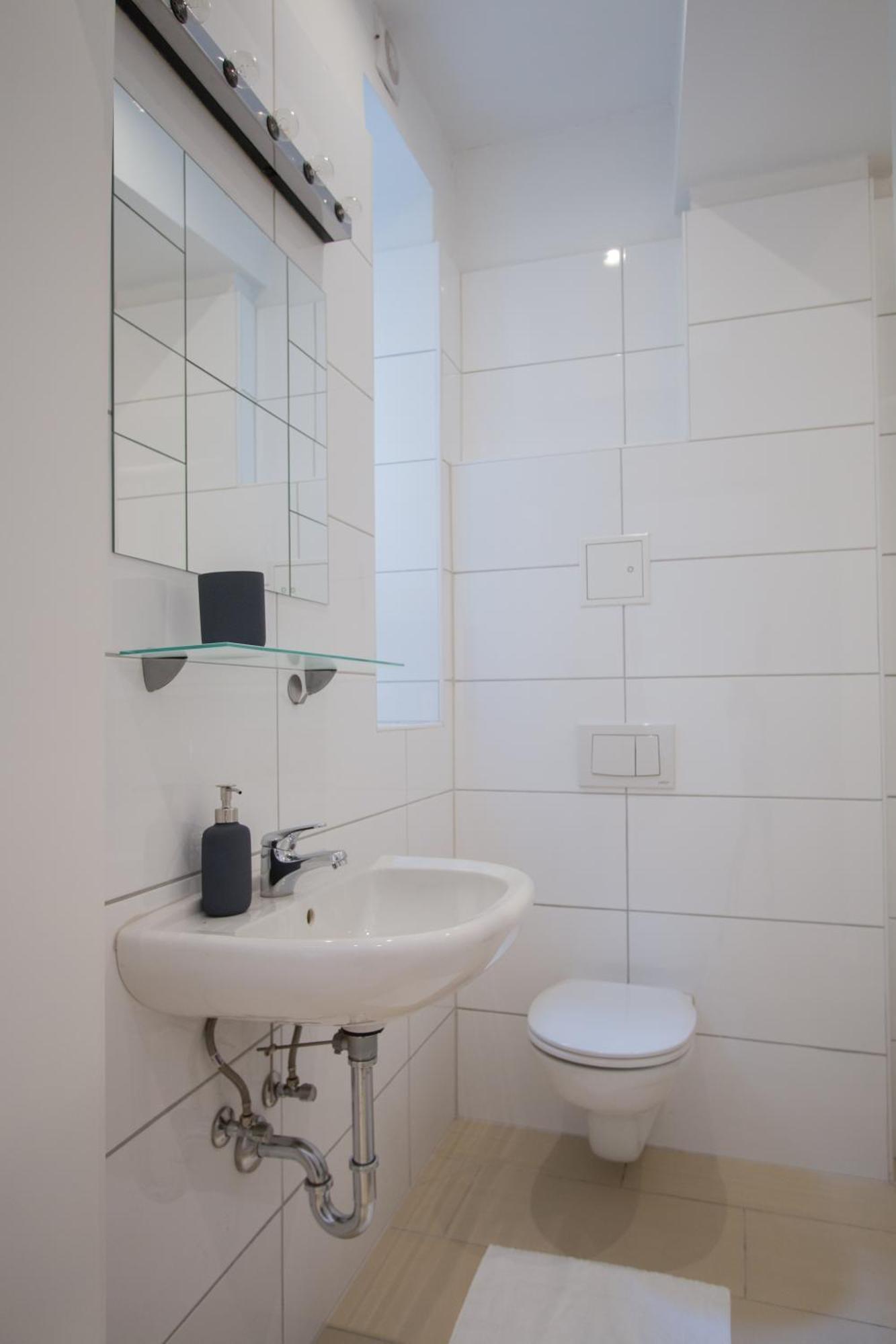 Porzellangarten Apartment I Contactless Check-In Wenen Buitenkant foto