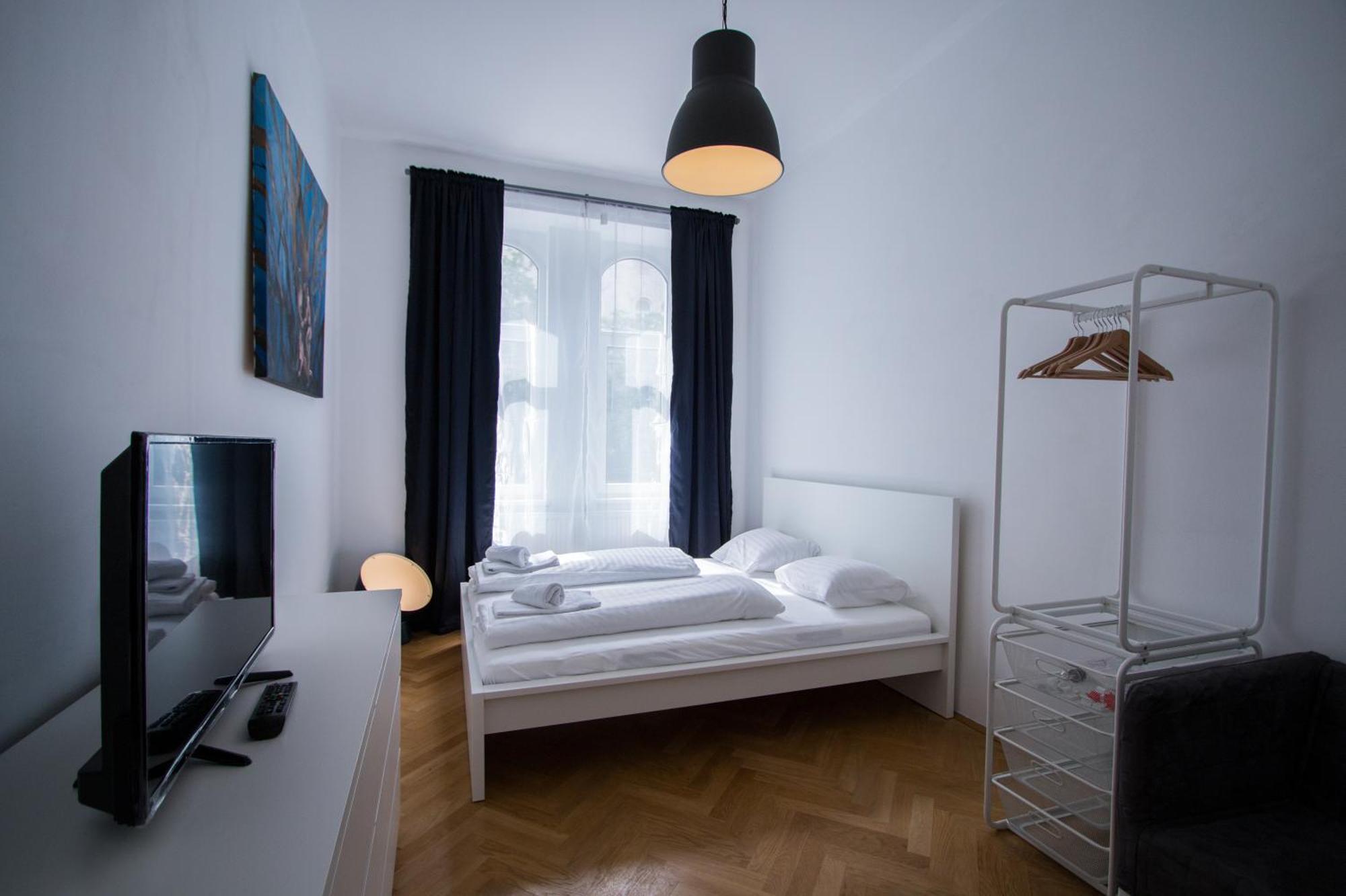 Porzellangarten Apartment I Contactless Check-In Wenen Buitenkant foto