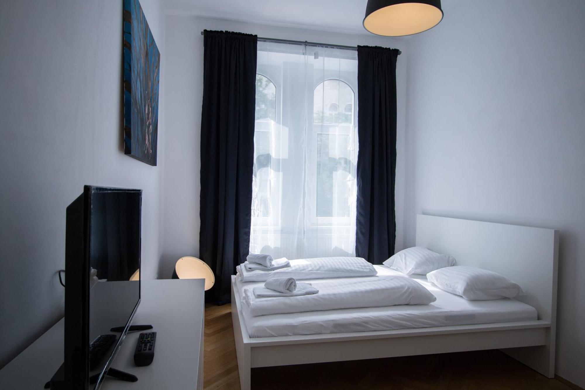 Porzellangarten Apartment I Contactless Check-In Wenen Buitenkant foto